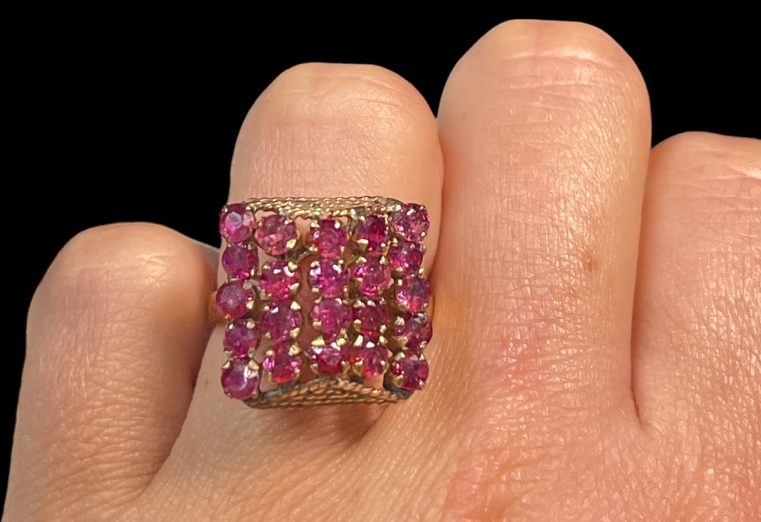 Vintage 14k Gold and Ruby Cocktail Ring (1 of 5)