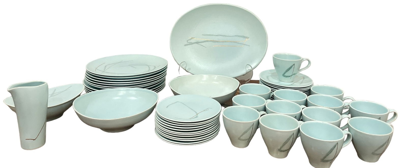 Mid Century RUSSEL WRIGHT By KNOWLES Dishware, 43pcs. (1 of 6)