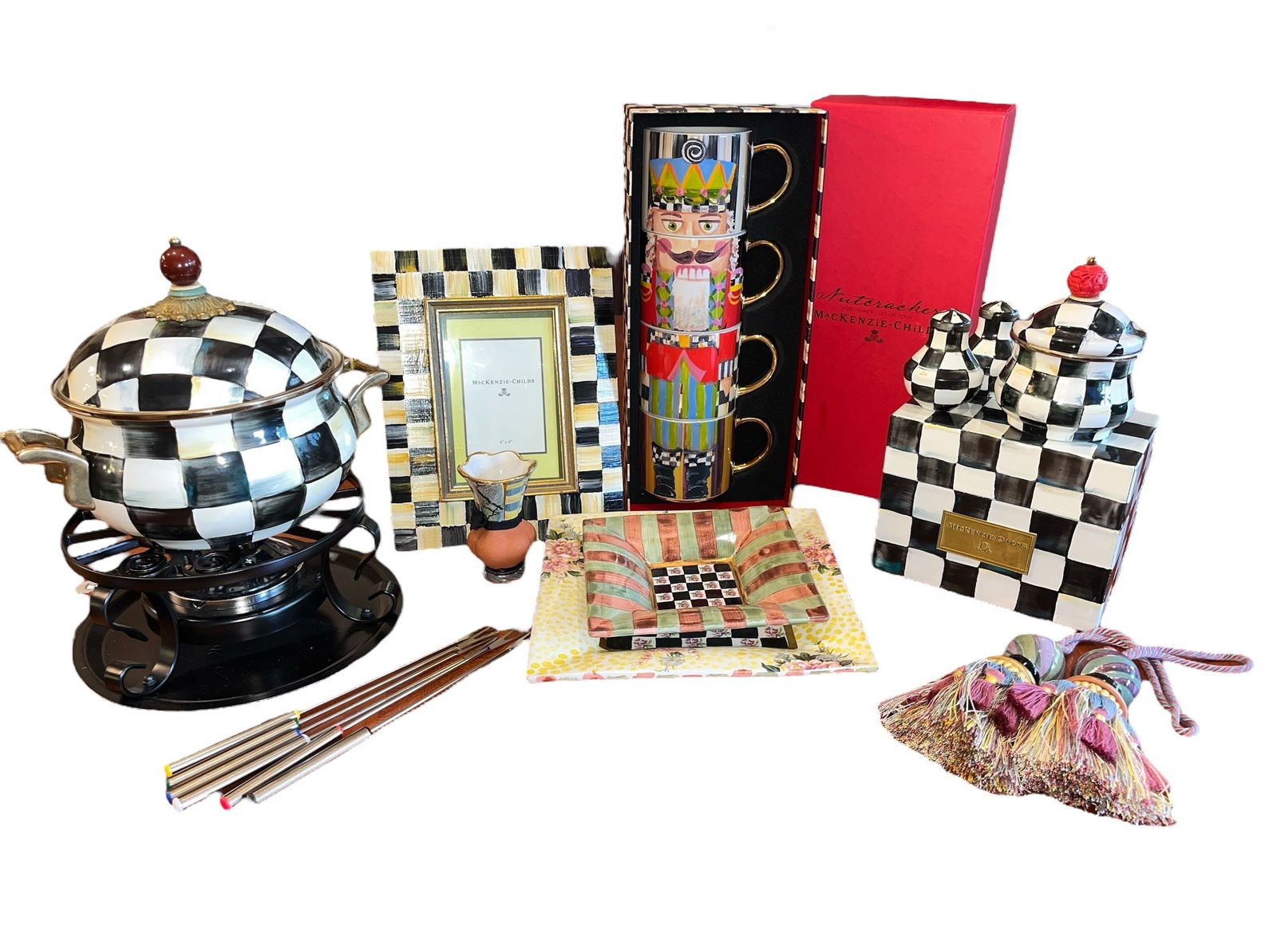 MACKENZIE CHILDS Courtly Check Assortment (1 of 8)