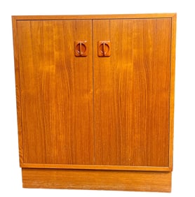 Danish Mid Century Cabinet / Bar