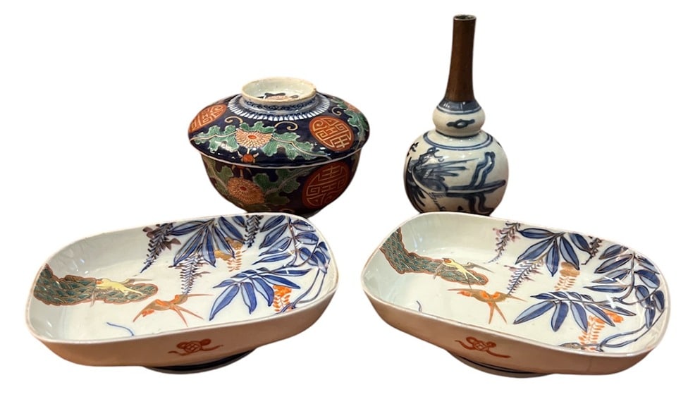 Collection Chinese Articles: 4" H x 5.5" W.