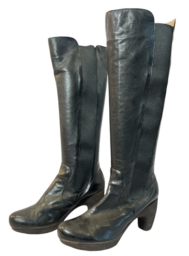 A Pair of WEB High Knee Leather Boots (1 of 6)