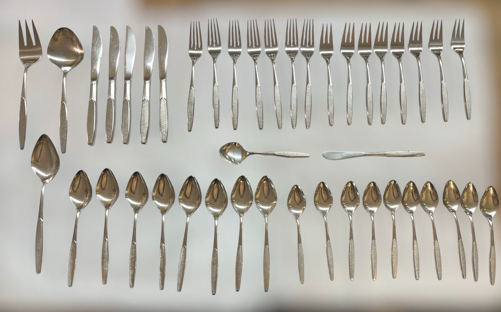 43 Pc. Mid Century International Stainless Deluxe Flatware (1 of 4)