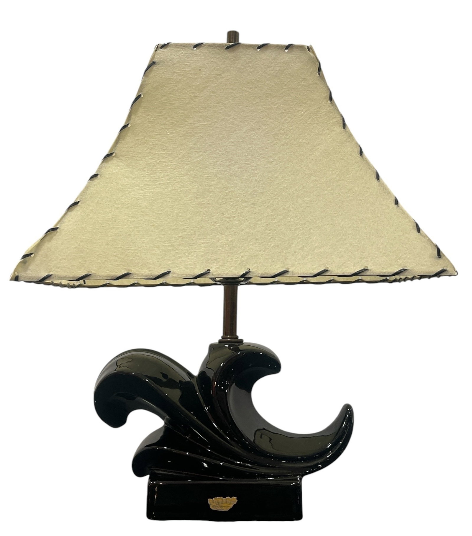A Mid Century ROYAL HAEGER Table Lamp: 16" H to the finial, shade measures 13" x 8".
