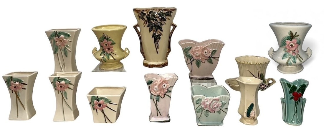 Collection Vintage MCCOY Pottery Flower Vases (1 of 6)