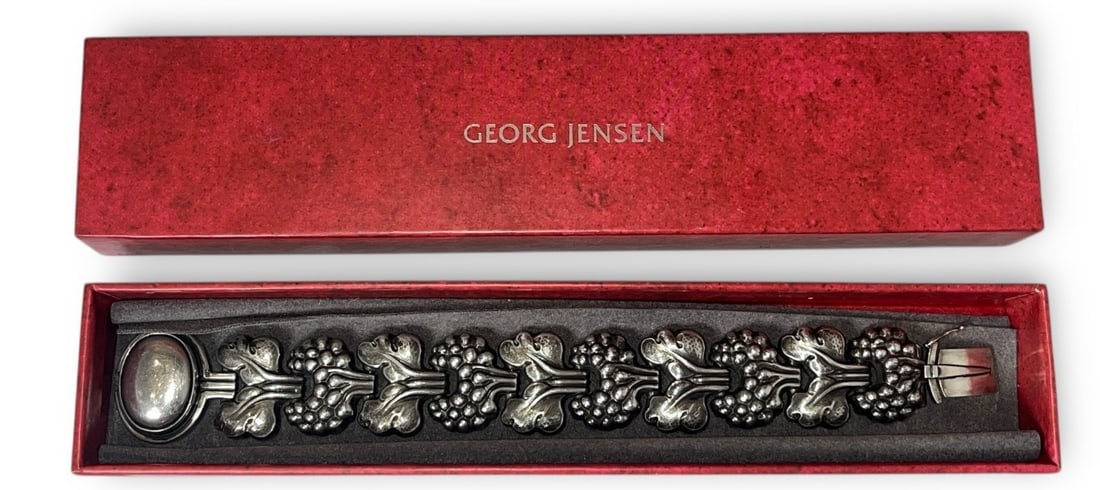 A Vintage GEORG JENSEN "Paris" Sterling Silver Bracelet (1 of 5)