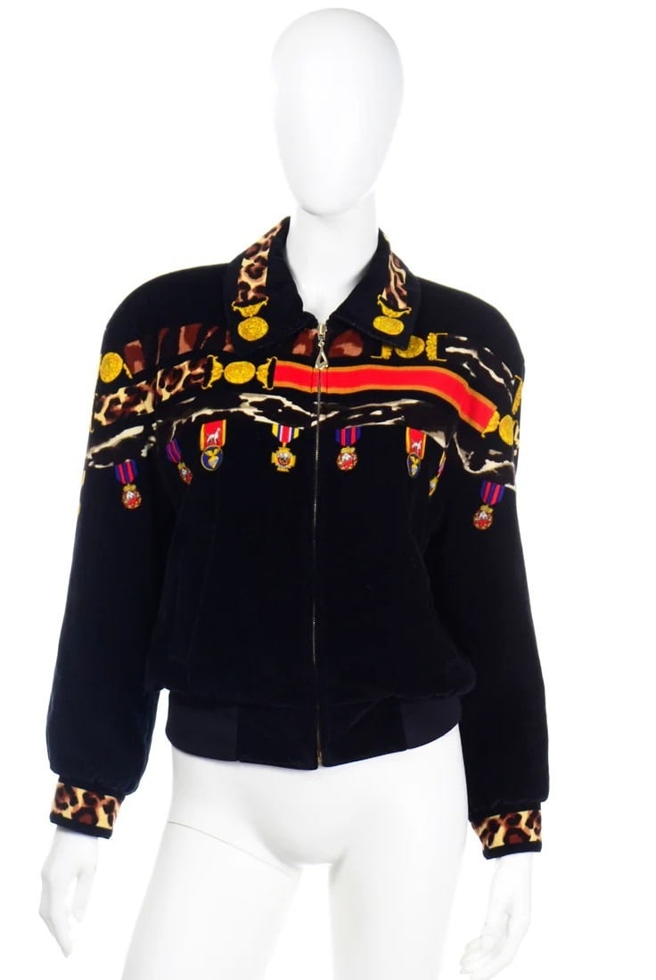1980s ESCADA by MARGARETHA LEY Vintage Velvet Jacket: Features animal medal print. Measures up to 42" at the bust, 30"-32" at the waist, 25" total length, and 21" sleeves with drop shoulder.