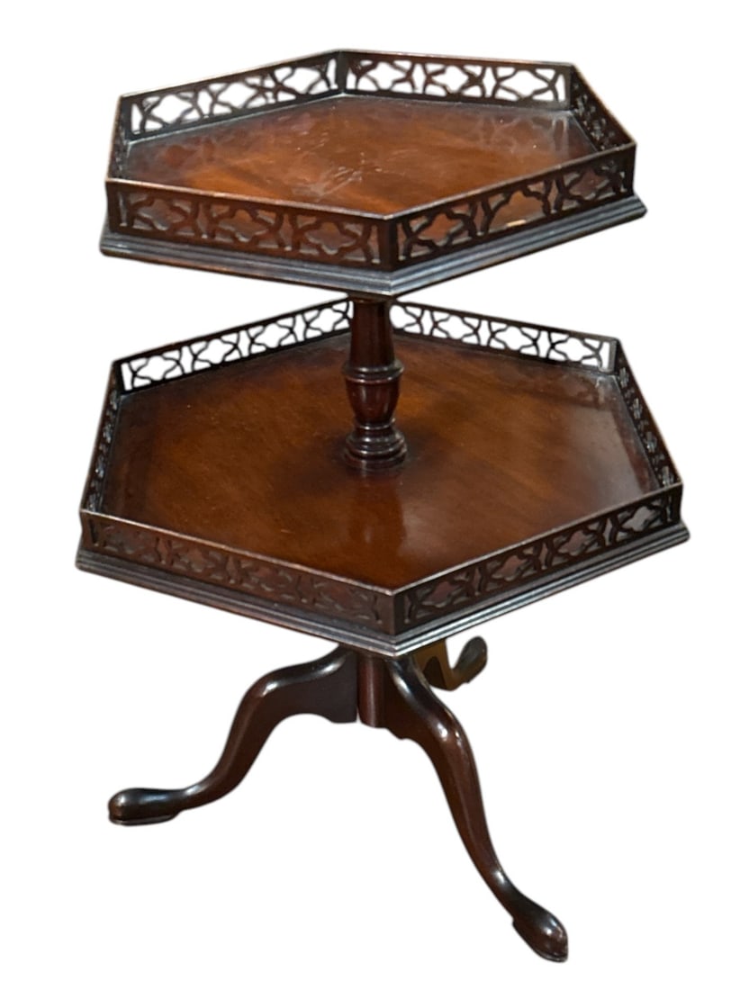 Vintage Chippendale Style Tiered Mahogany Accent Table (1 of 4)