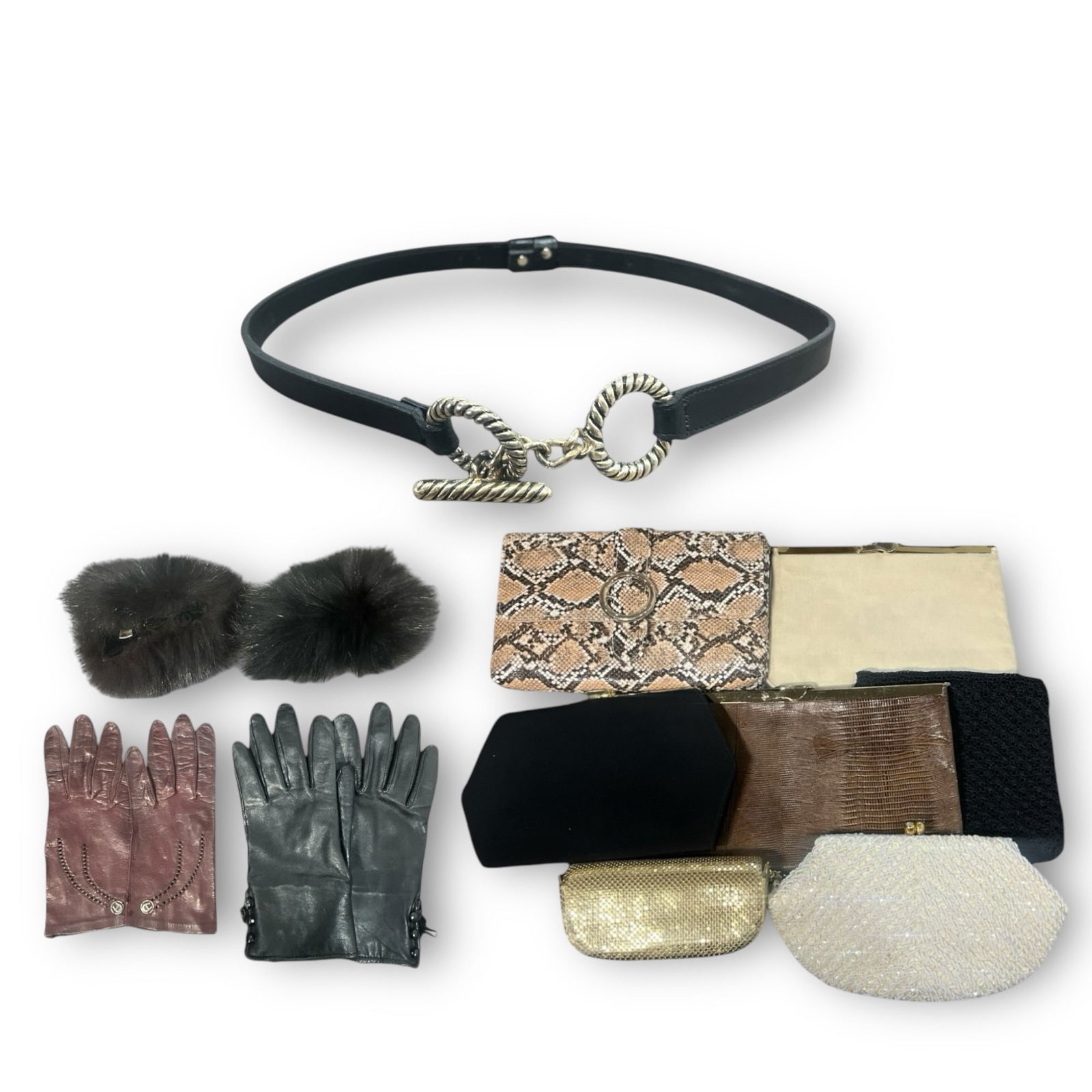 Vintage Ladies Purses and Evening Wear (1 of 6)