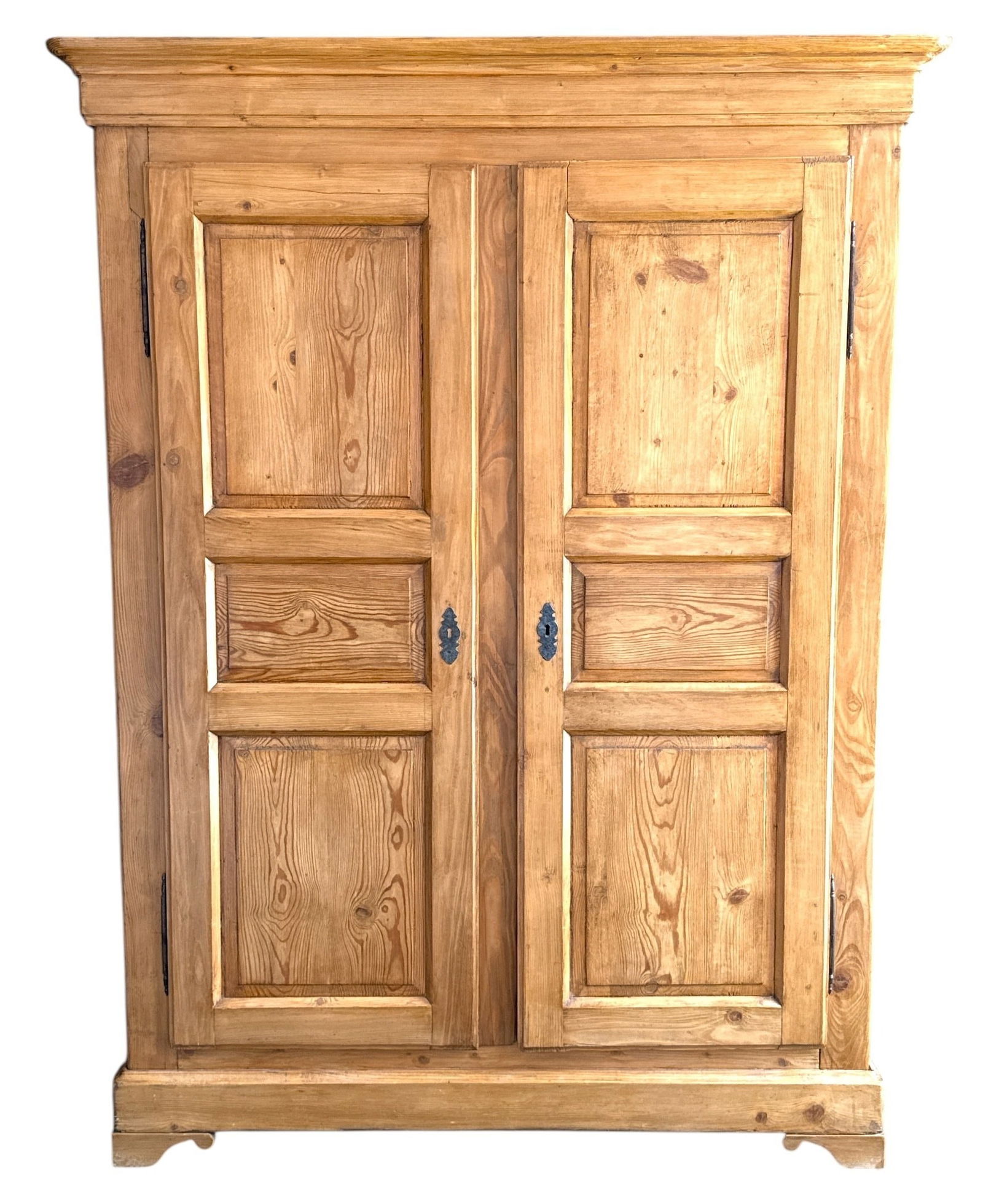 A European Pine Wardrobe (1 of 6)