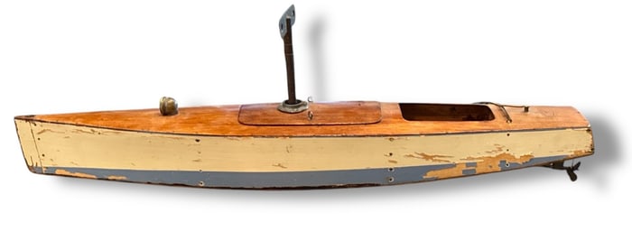 French Navigable Model Speedboat