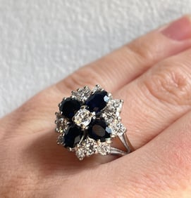 18k Gold Diamond and Sapphire Cocktail Ring