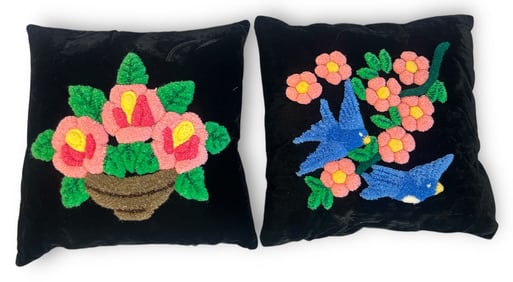 Vintage Folk Art Cottage Throw Pillows