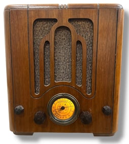 Antique Art Deco CROSLEY Model 555 Tube Type Radio