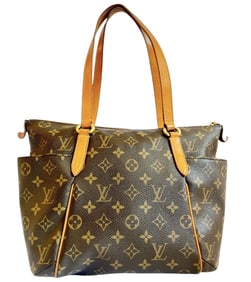 A Louis Vuitton Totally PM Monogram Shoulder Tote