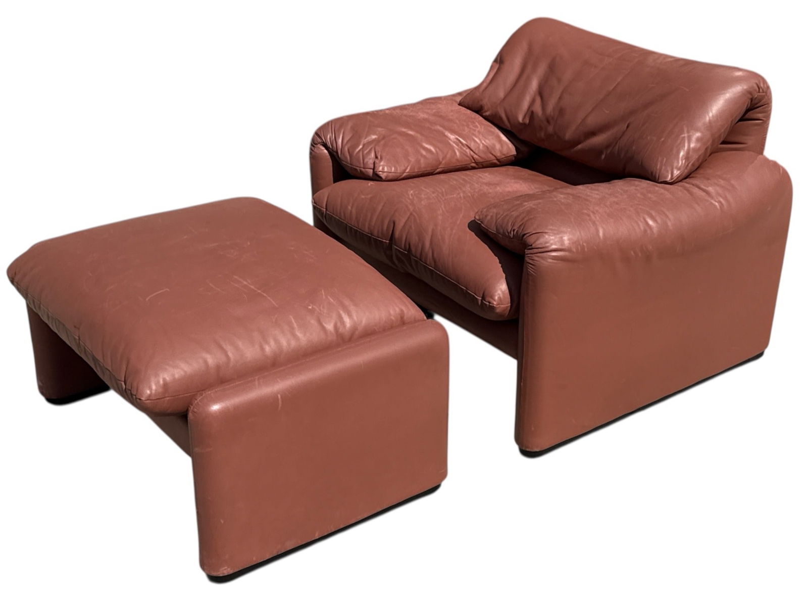 VICO MAGISTRETTI "Maralunga" Chair & Ottoman, CASSINA (1 of 7)