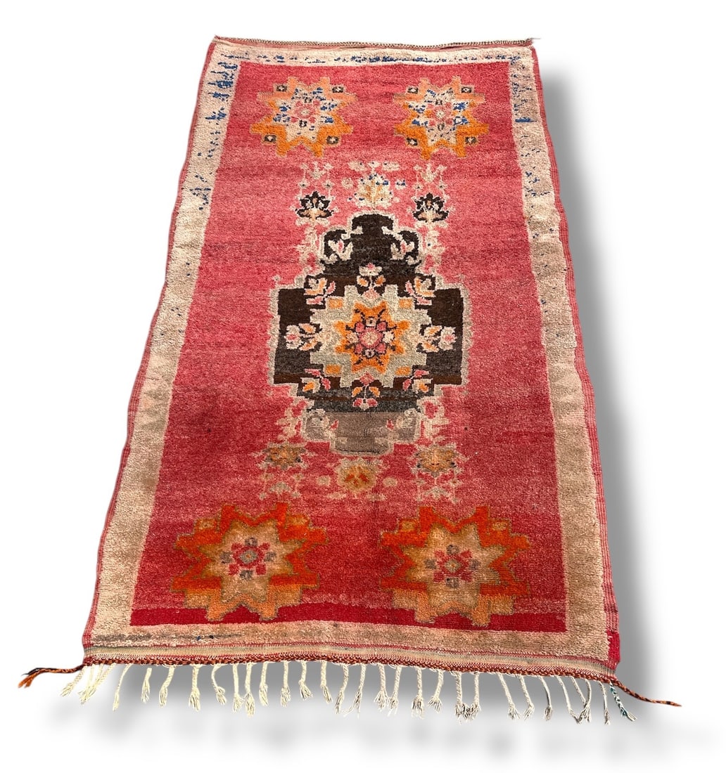 Vintage BOUJAD Moroccan Rug: 104" L X 52" W. Property of The Christina Kraemer Estate.