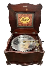 Antique REGINA Music Box With Discs