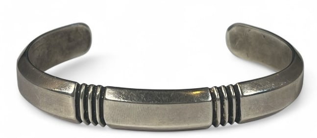 A CIPPY CRAZYHORSE Native American Sterling Silver Cuff Bracelet