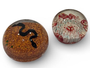 Art Glass Paperweights, JENNY BONNELL