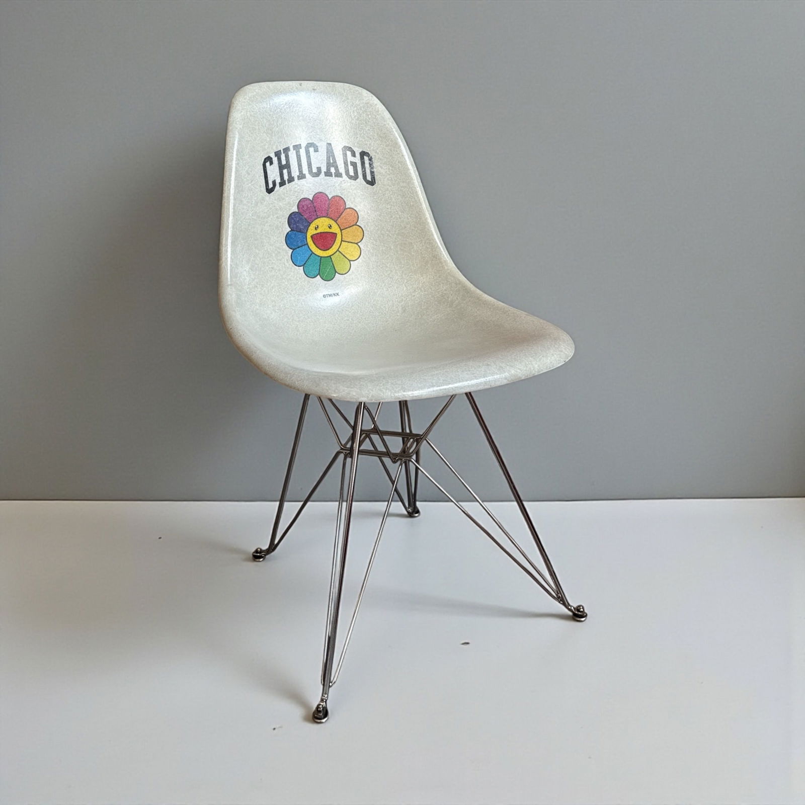 TAKASHI MURAKAMI x MCA CHICAGO x COMPLEXCON MODERNICA Chair (1 of 7)
