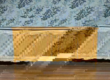 A Country French Server