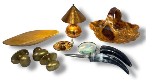 A Collection of Unique Desk Articles