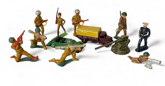 Collection of 1940s Dimestore Toy Soldiers