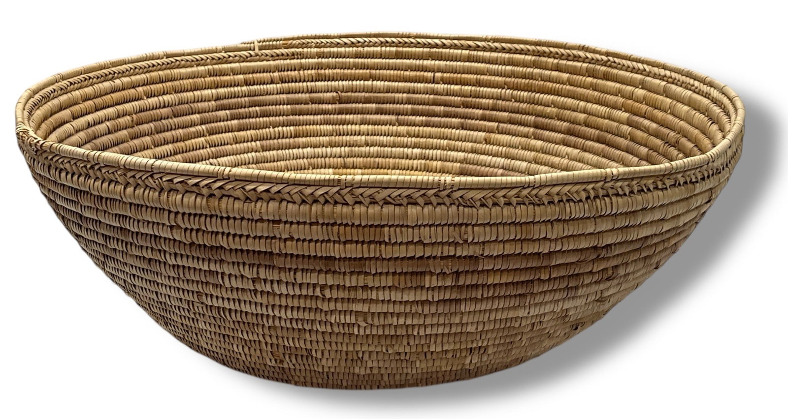 Large Seagrass Basket, Coastal: Measures 8.25" H x 25" DIA.