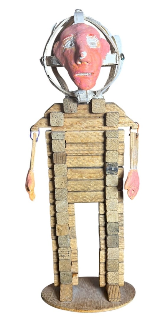 A Folk Art Articulating Doll (1 of 4)