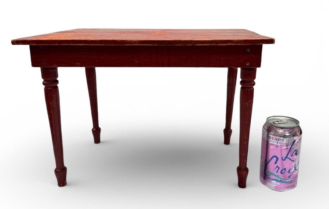 Red Primitive Table Signed Santa Claus, 1916 - 2