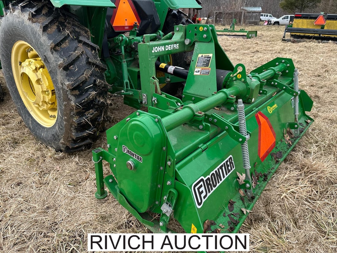 Frontier RT1181 Rotary Tiller, 2017: 81" across the tilling area. Serial number: IXFRT11XJHH171085. NOTE: Item pickup is in Valparaiso, IN - address to be released to successful buyers post auction. See auction description for pickup dat