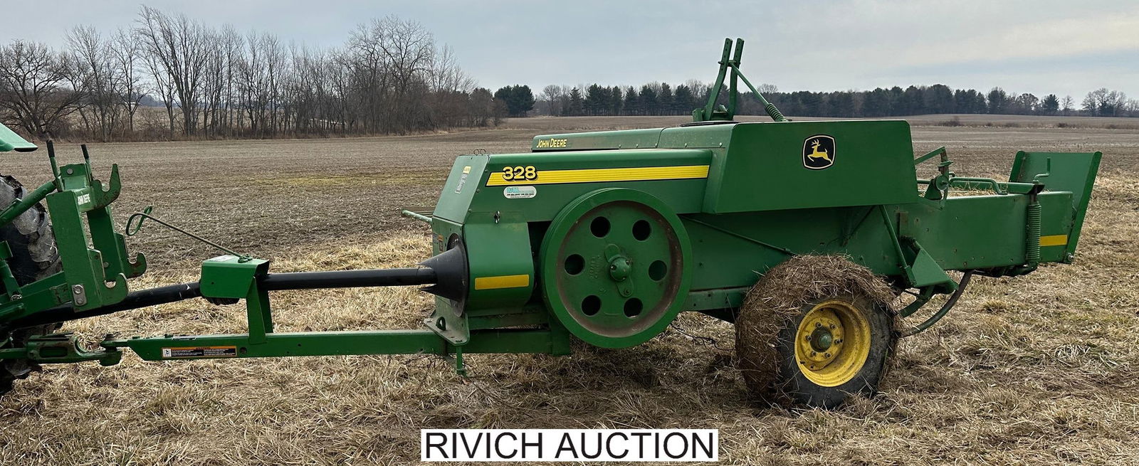 John Deere 328 Small Square Bailer, 2015 - 2