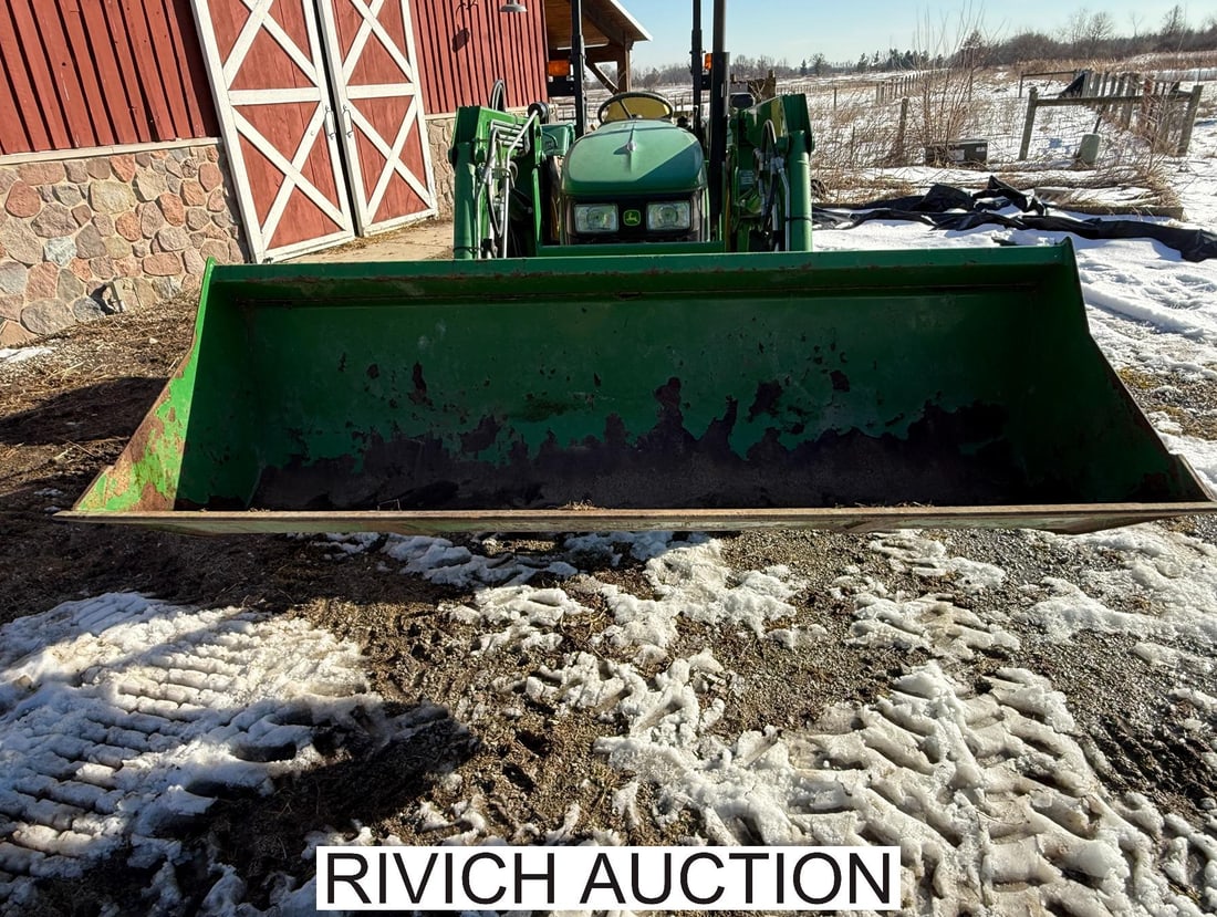 John Deere 5055E Tractor & 553 Loader - 14