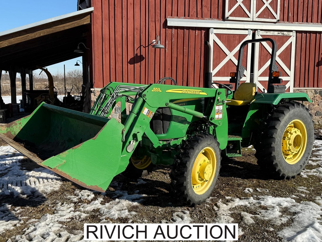 John Deere 5055E Tractor & 553 Loader (1 of 15)