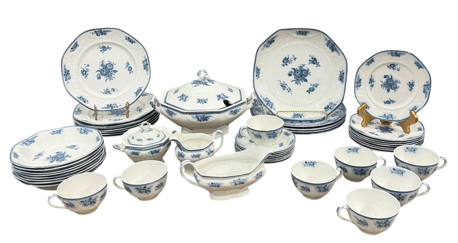 Collection MEAKIN "Stratford Stage" Dinnerware Service for 8 (1 of 5)