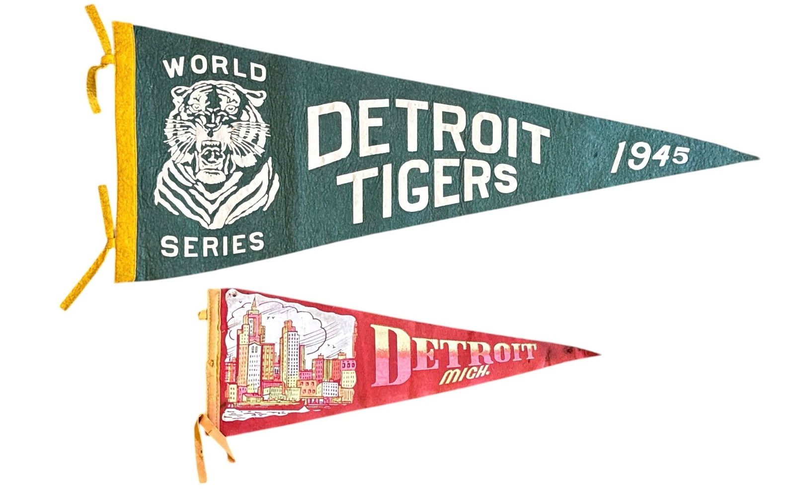 Vintage DETROIT TIGERS & DETROIT, MICHIGAN Pennants (1 of 4)