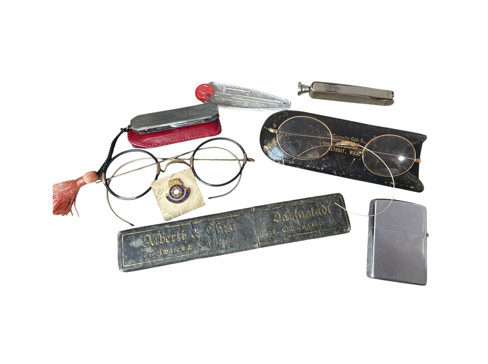 Assortment of Vintage Mens Articles, ZIPPO, BOY SCOUT (1 of 7)