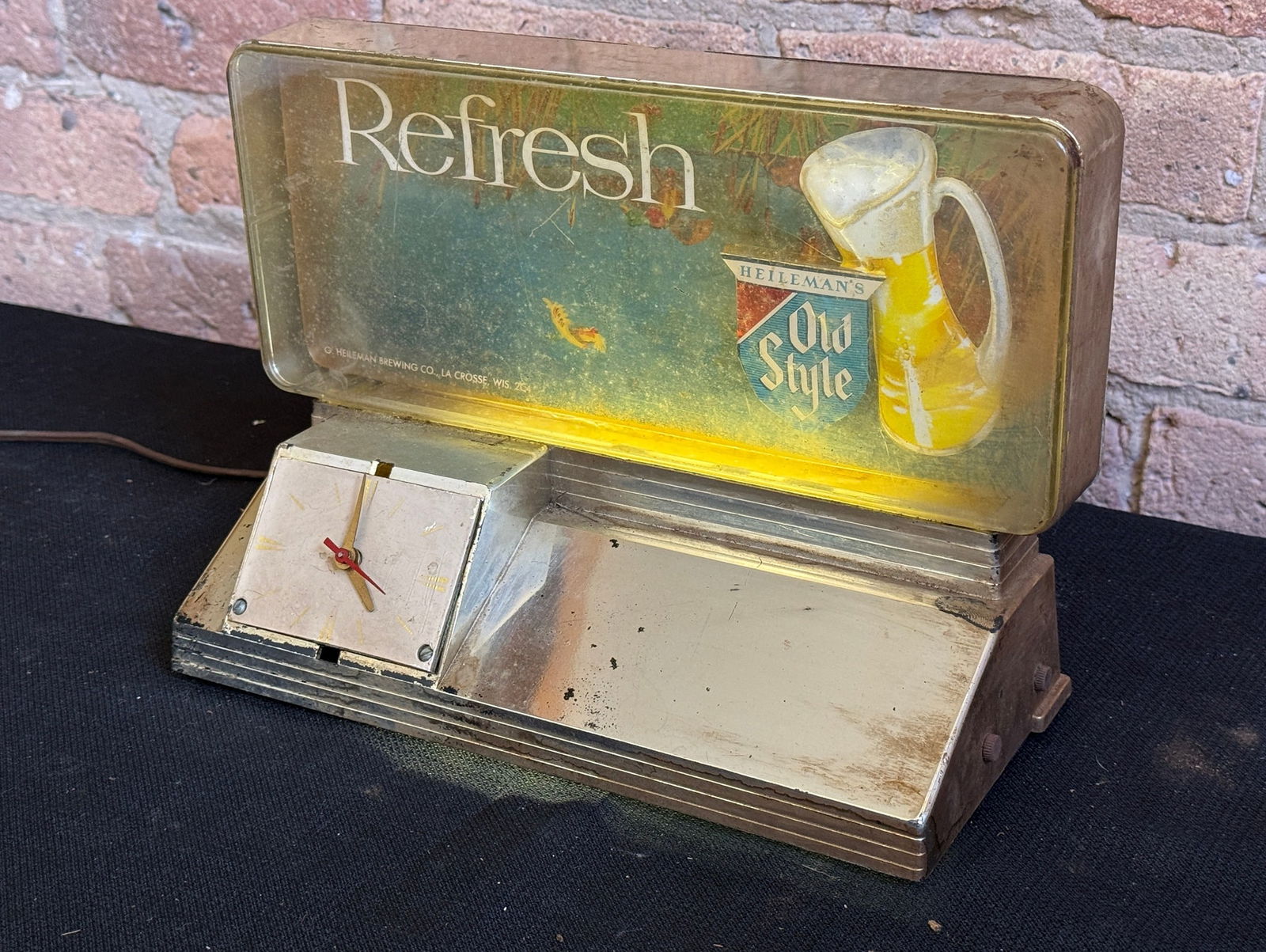 OLD STYLE "Refresh" Light Up Bar Clock - 2