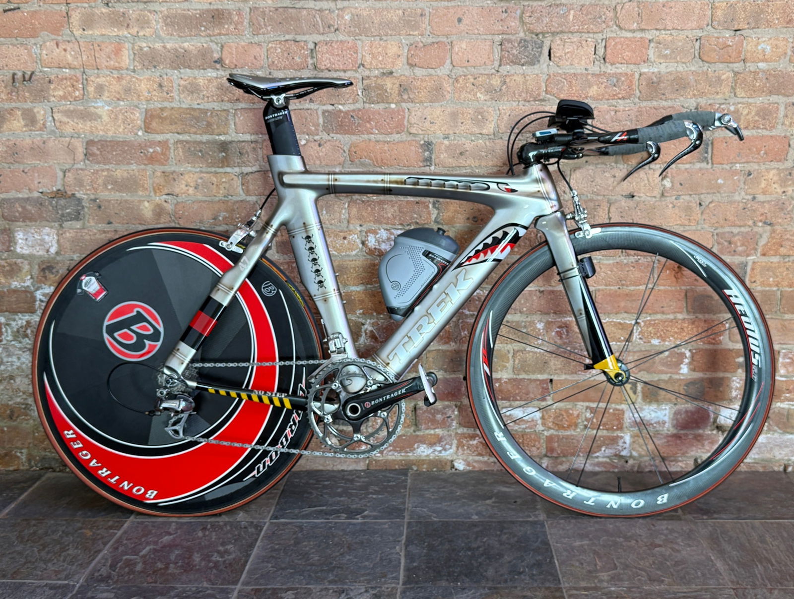 LANCE ARMSTRONG Custom Painted TREK Time Trials Bicycle (1 of 13)