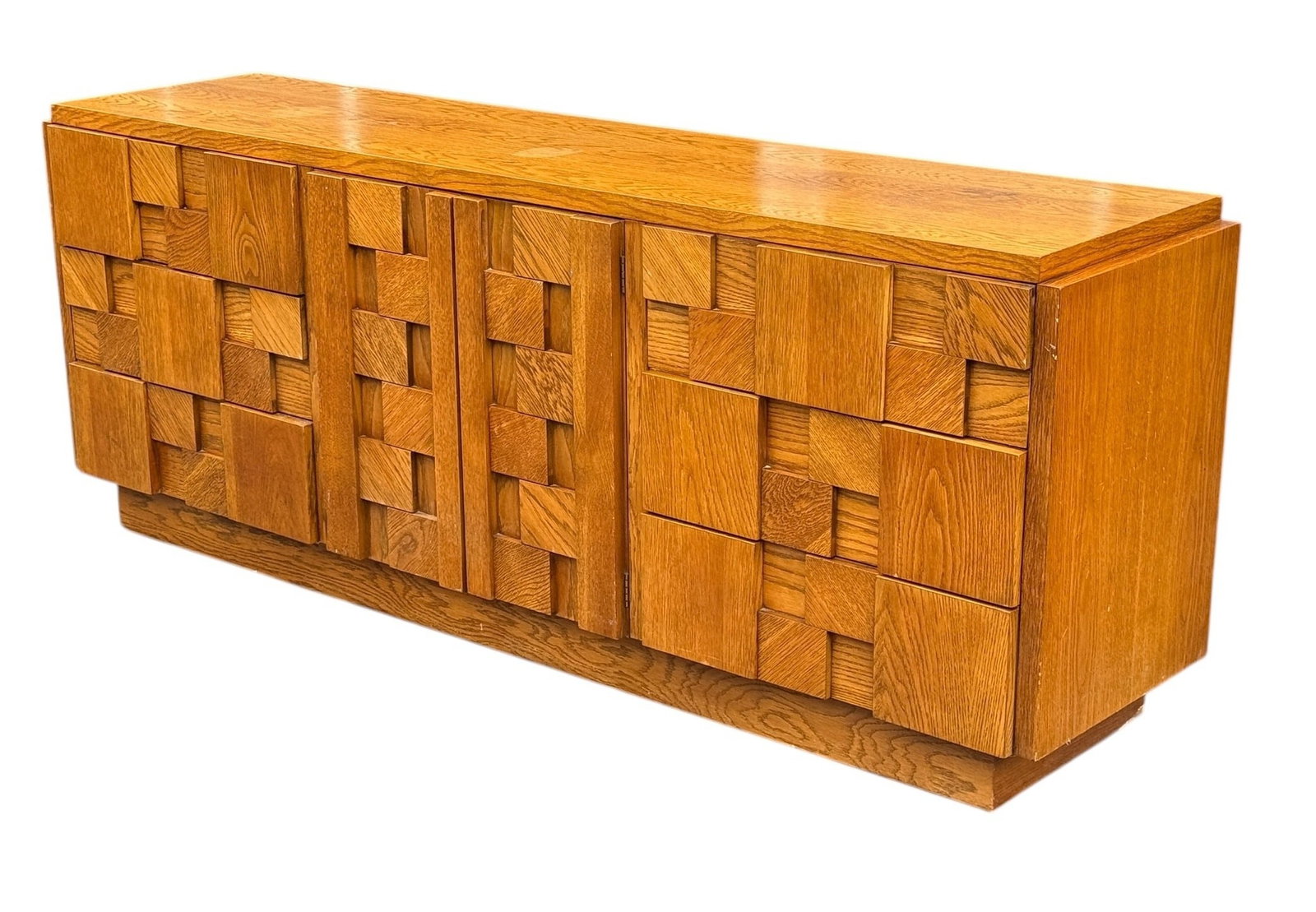 LANE Mid Century Brutalist Lowboy Dresser / Credenza: Lane Staccato, Lane Alta Vista. Oak. 30" H x 78.25" W x 18.75" D.