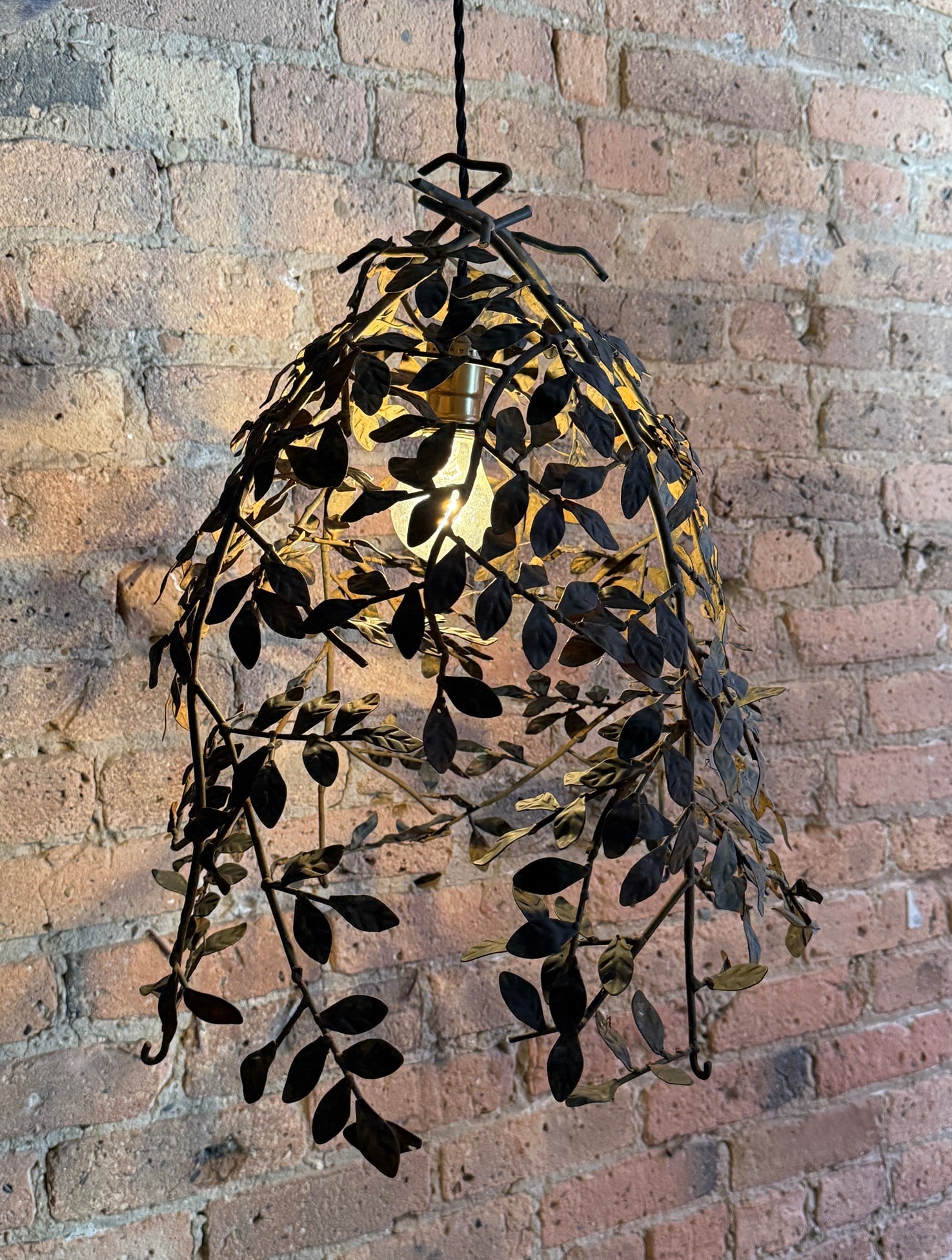 Modernist Iron Leaf Pattern Chandelier - 3