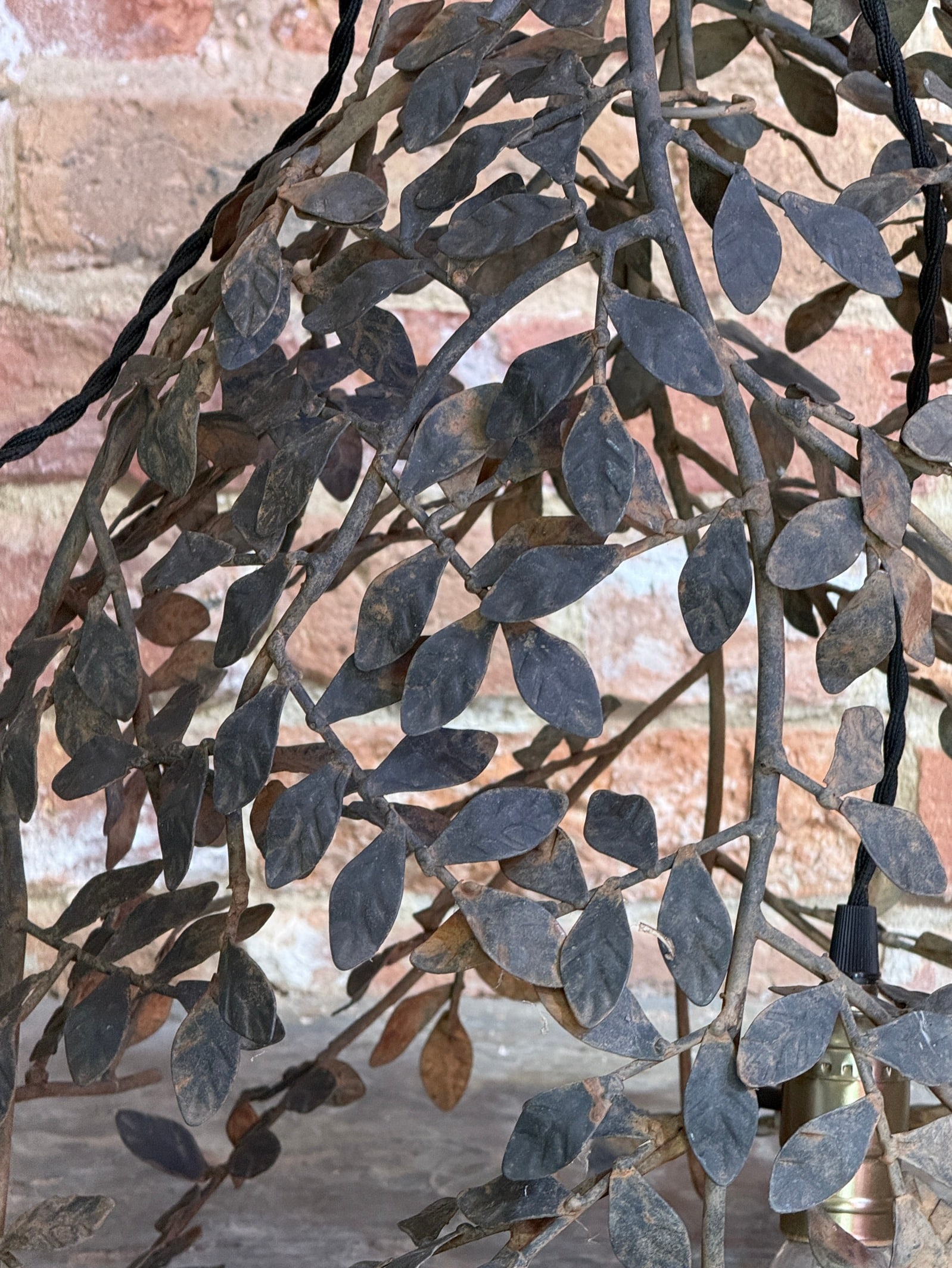 Modernist Iron Leaf Pattern Chandelier - 7