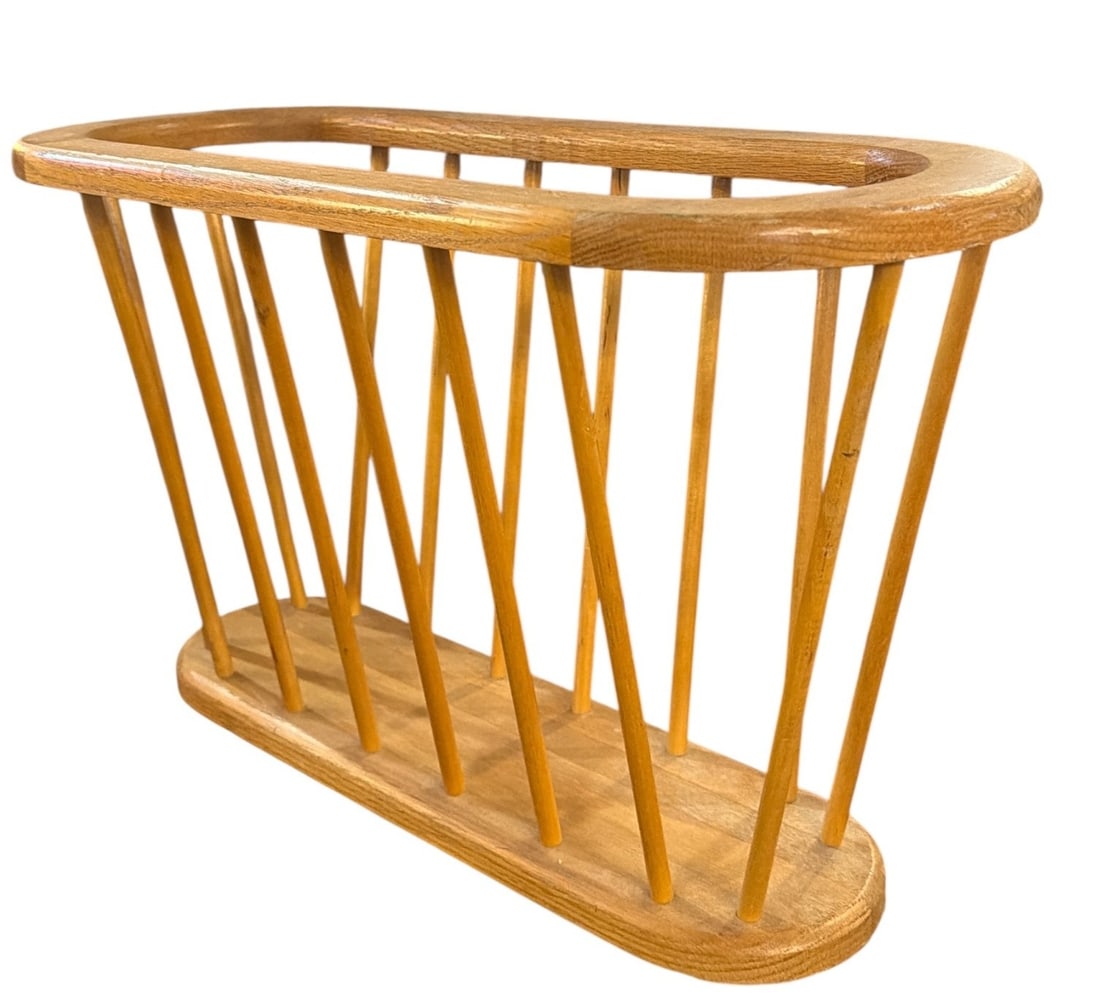 ARTHUR UMANOFF Style Magazine Rack: Measures 12.5" H x 21.5" W x 9" D.