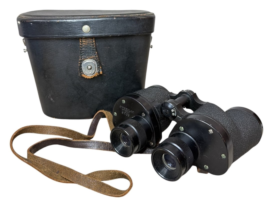 Vintage 6 x 30 Military Binoculars (1 of 3)