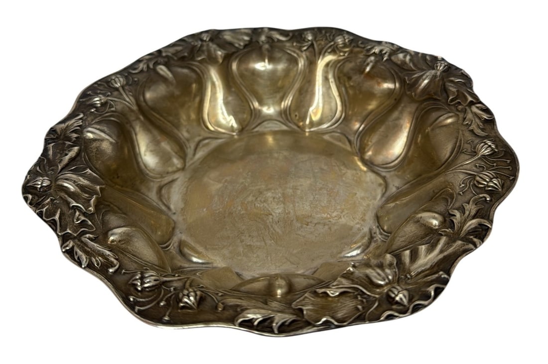An Art Nouveau Sterling Silver Bowl (1 of 3)