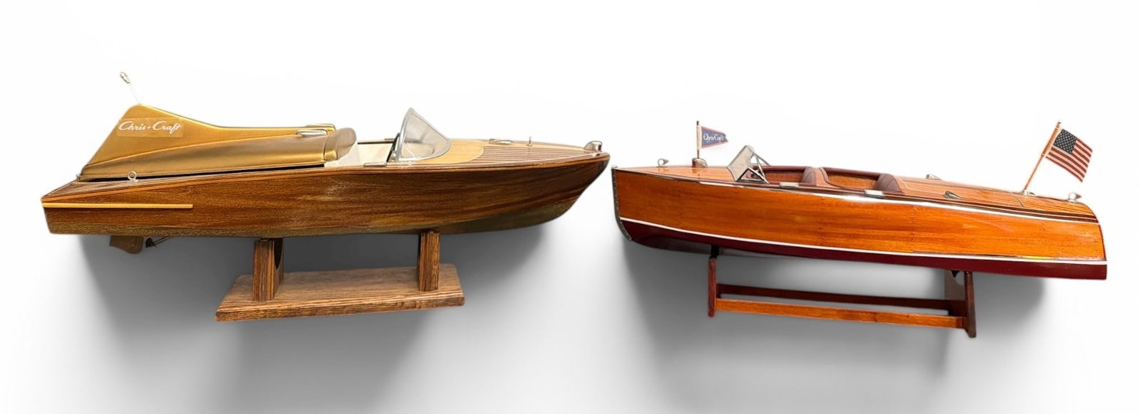 Two 1970s Model Speedboats (1 of 4)