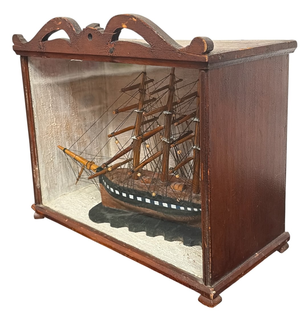 Small Scale Three Masted Schooner Ship Model - 2