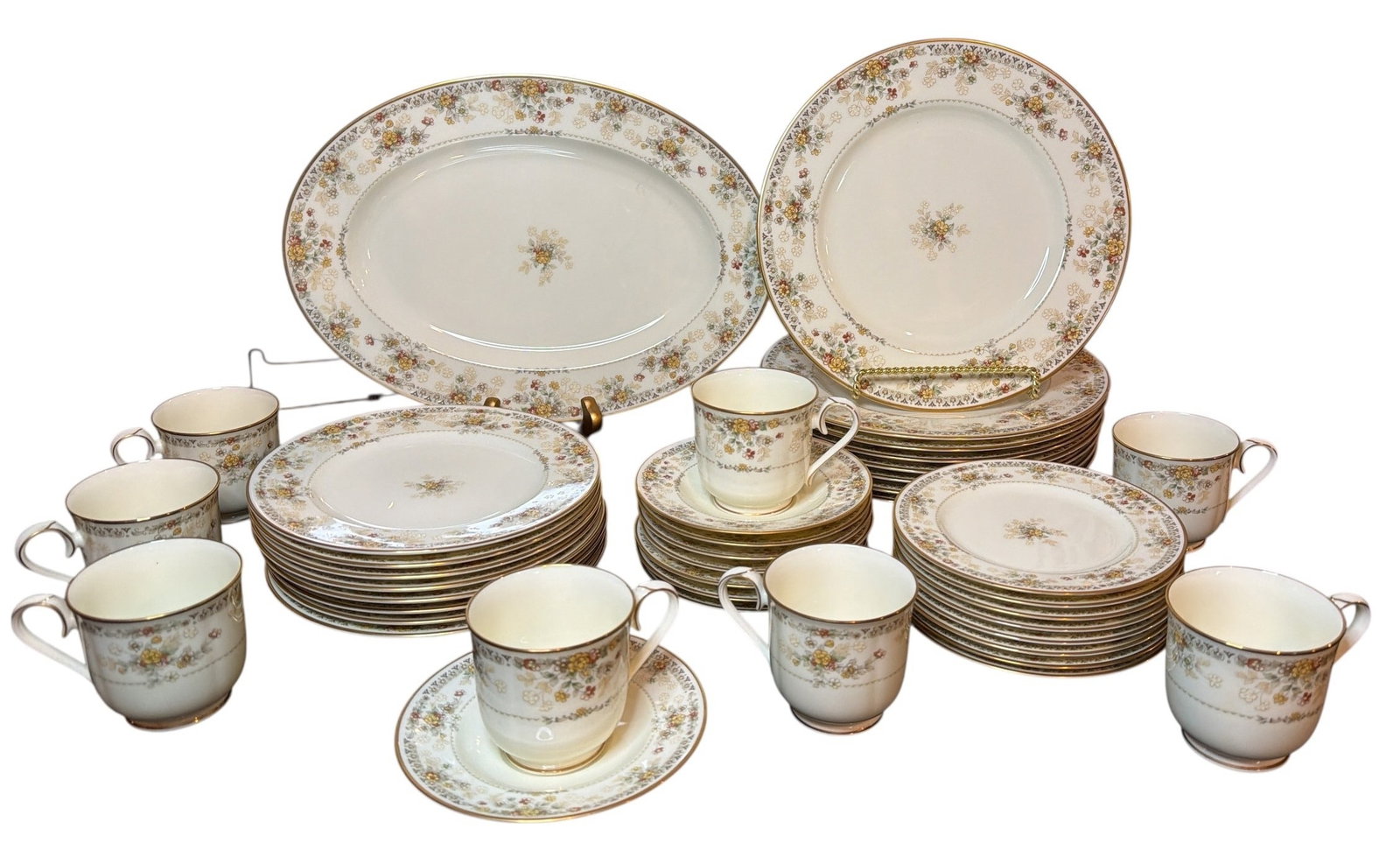 Vintage NORITAKE Bone China Salisbury Dinnerware Set (1 of 3)