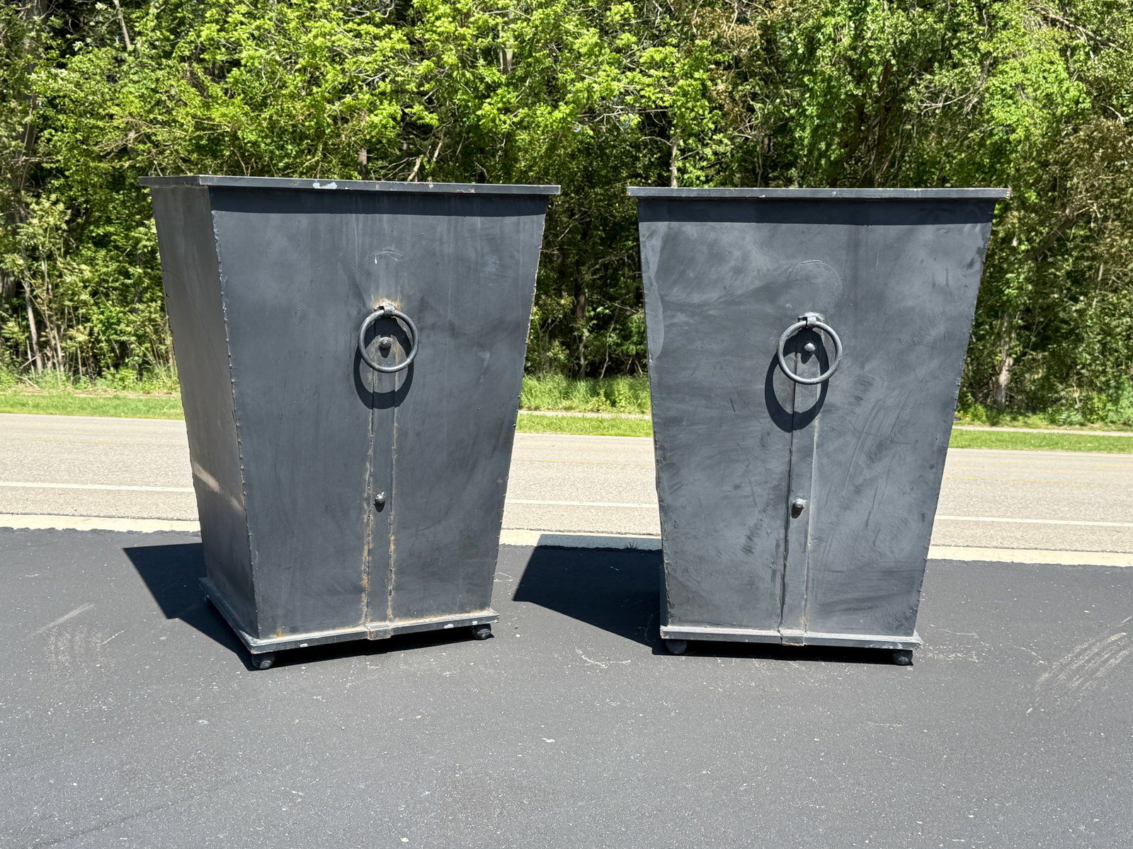 A Pair of Tall Classical Garden Planters (1 of 7)